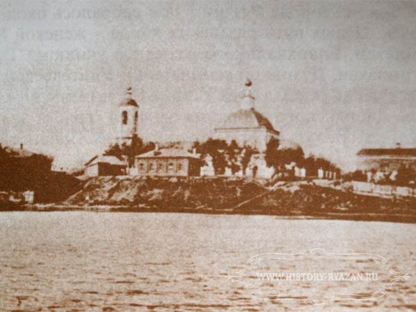 Курганская (Маяковского). Екатерининская церковь и пруд.jpg