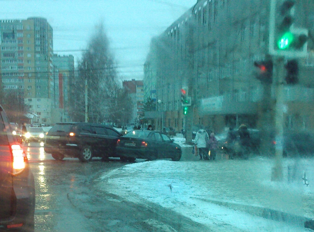 Авария - ЦНТИ 25.11.2011.jpg
