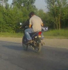 moto1.jpg