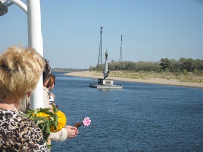 Памятник.JPG